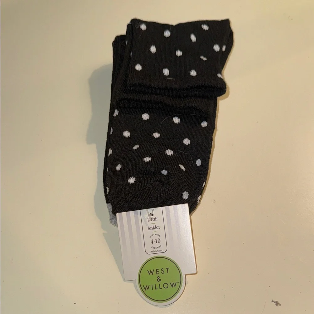 Black Polka Dot Ankle Socks - 2 Pair